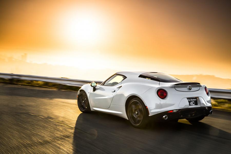  Alfa Romeo 4C Launch Edition (960) 2015 года  (NA) (фото 10 из 44)